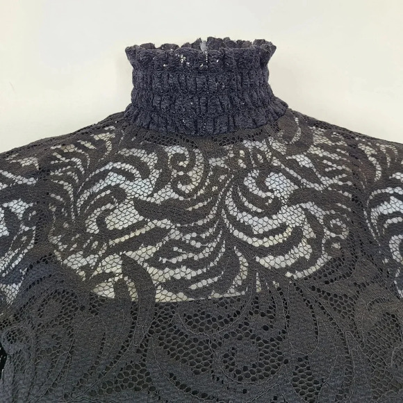 L'Agence Samara Black Sheer Lace Long Sleeve Bell Sleeve Turtleneck Top XS - Picture 6 of 16